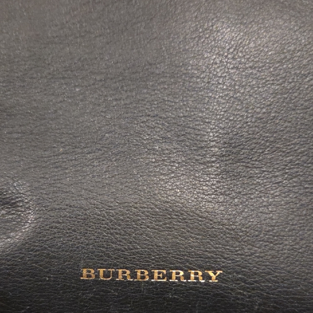 Burberry Banner Tote Handbag in Leather - Picture 9 of 16